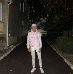 Meet your Posher, Carlos arturo